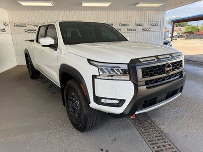 Used 2025 Nissan Frontier PRO-4X w/ Pro Convenience Package