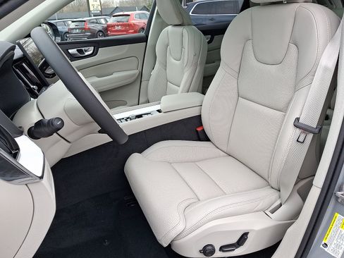 New 2026 Volvo XC60 T8 Ultra w/ Protection Package Premier image 6