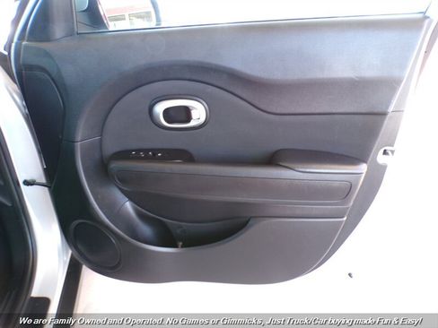 Used 2014 Kia Soul + w/ Eco Package FWD image 29