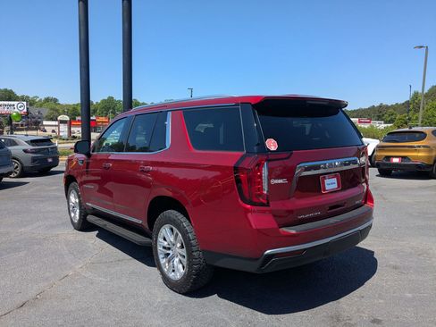 Used 2021 GMC Yukon SLT w/ SLT Premium Package AWD/4WD image 7