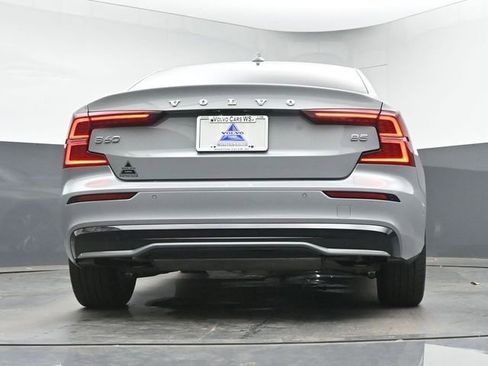 Used 2025 Volvo S60 B5 Plus FWD image 36