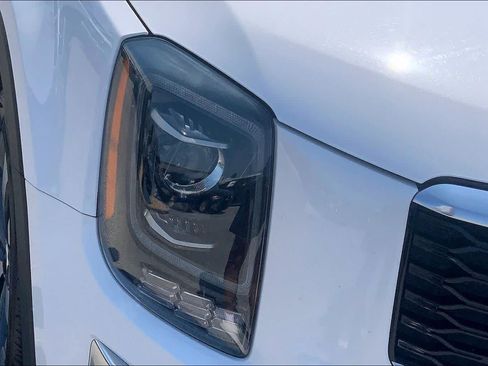 Used 2022 Kia Telluride S FWD image 27