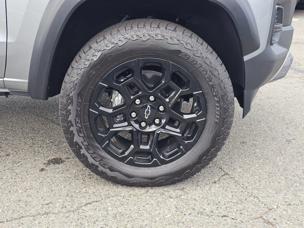 New 2026 Chevrolet Colorado Trail Boss AWD/4WD image 9