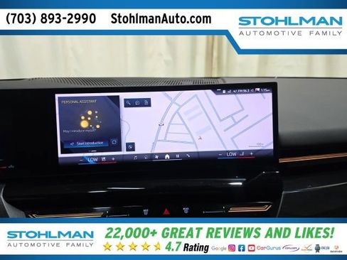 Used 2024 BMW 530i xDrive w/ Premium Package image 20