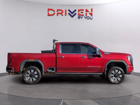 Used 2024 GMC Sierra 2500 Denali w/ Denali Reserve Package image 7