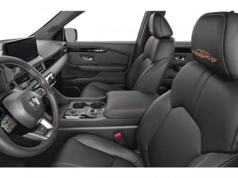 Certified 2026 Honda Pilot TrailSport image 11