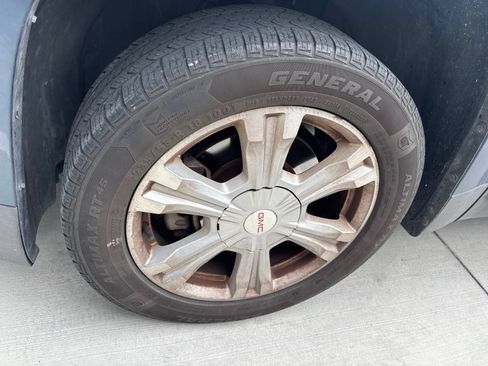 Used 2017 GMC Terrain SLE FWD image 7