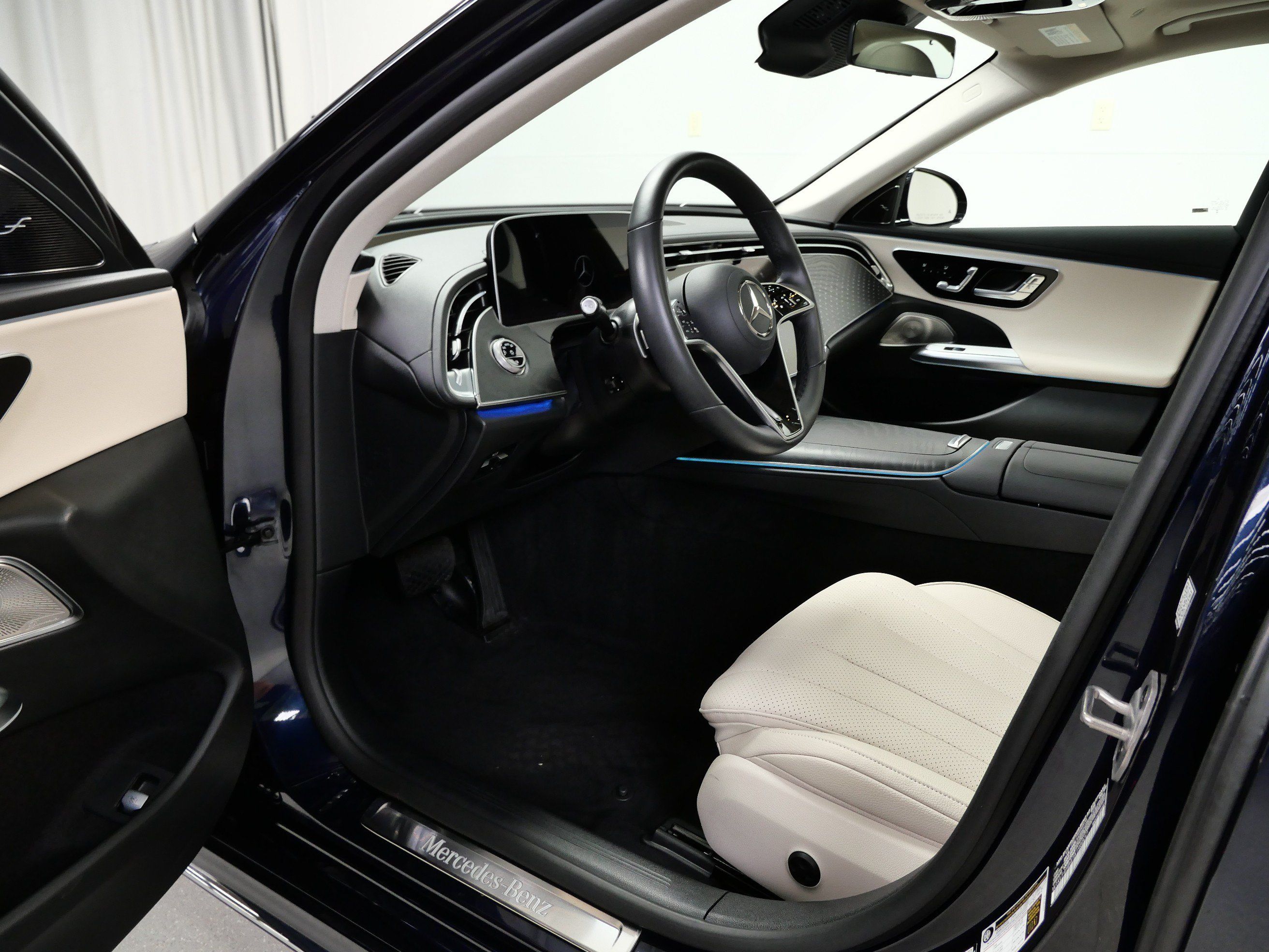Certified 2026 Mercedes-Benz E 350 4MATIC Sedan image 14