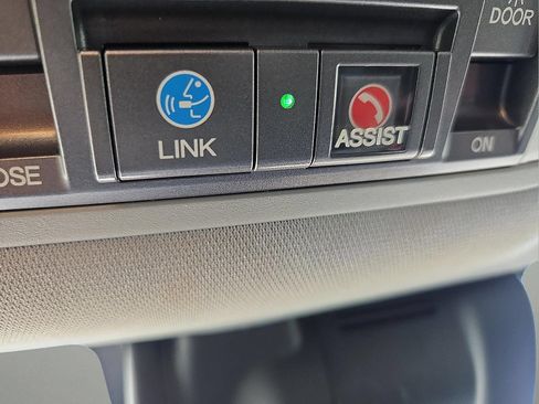 Used 2017 Acura MDX w/ Technology Package AWD/4WD image 22