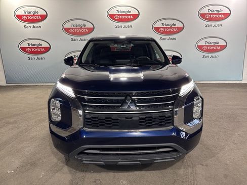 Used 2023 Mitsubishi Outlander ES image 2