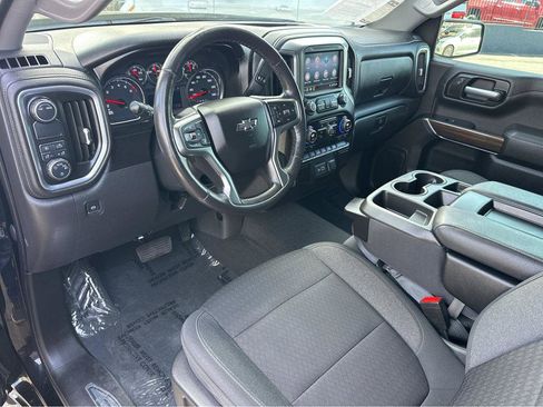Used 2021 Chevrolet Silverado 1500 RST image 16
