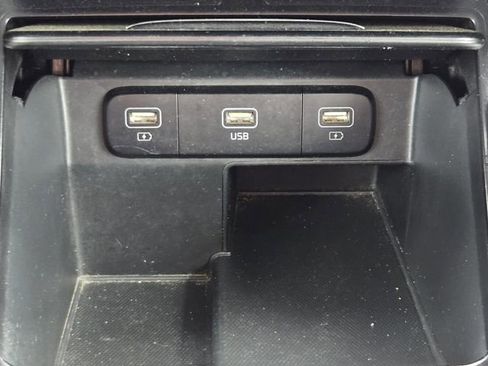 Used 2021 Kia Sorento S AWD/4WD image 25