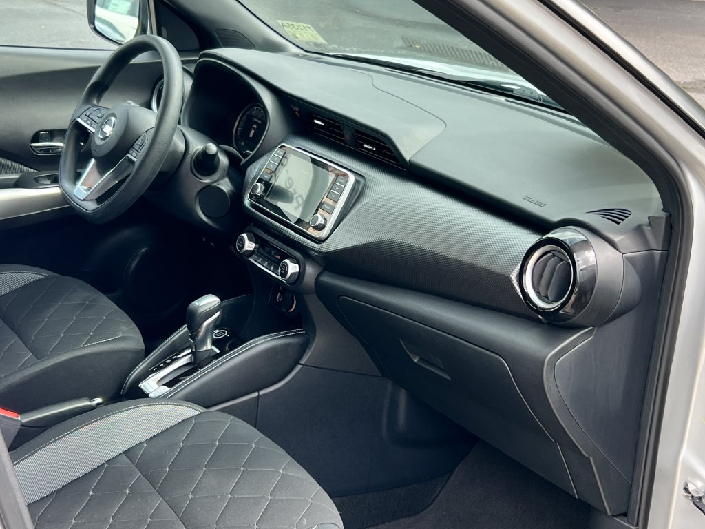 Used 2020 Nissan Kicks SV FWD image 20