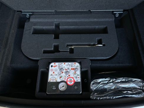 Used 2024 Maserati Grecale GT image 25