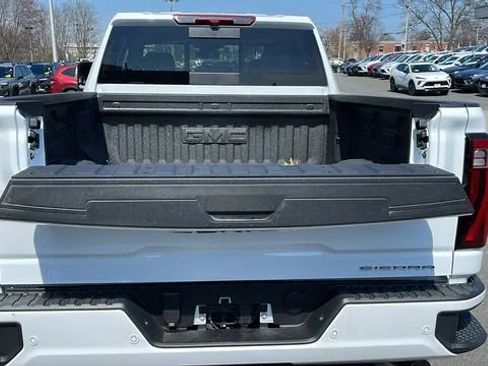 New 2026 GMC Sierra 2500 Denali AWD/4WD image 13