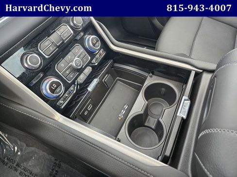 Used 2024 GMC Yukon XL Denali w/ Max Trailering Package image 11