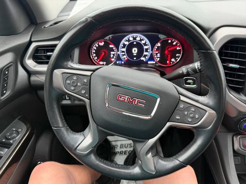 Used 2021 GMC Acadia AT4 w/ Technology Package AWD/4WD image 18