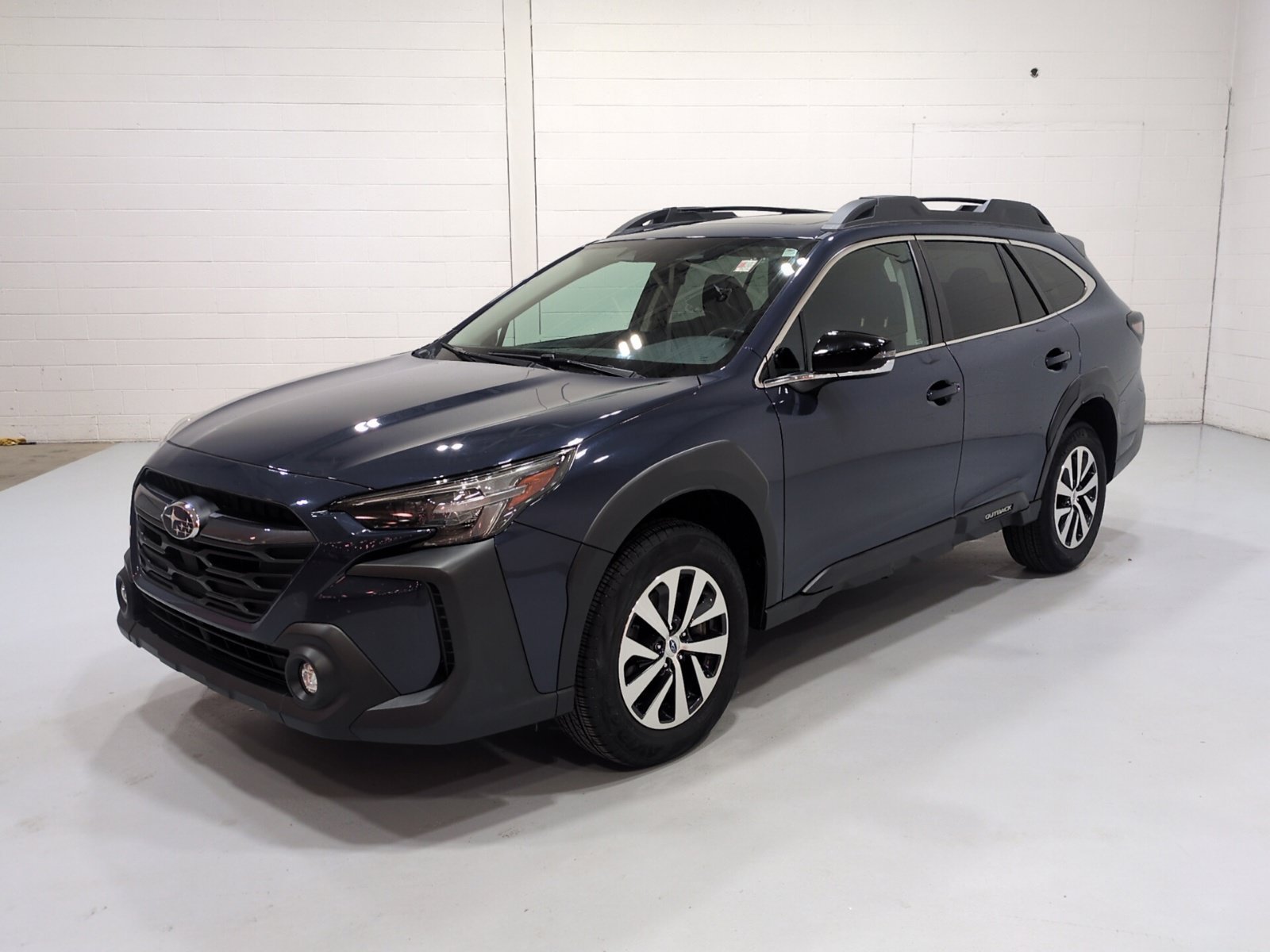 Certified 2024 Subaru Outback Premium AWD/4WD image 7