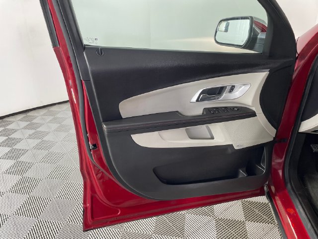 Used 2015 Chevrolet Equinox LTZ AWD/4WD image 19