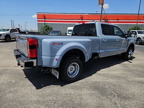 New 2026 Ford F350 King Ranch w/ Chrome Package AWD/4WD image 13