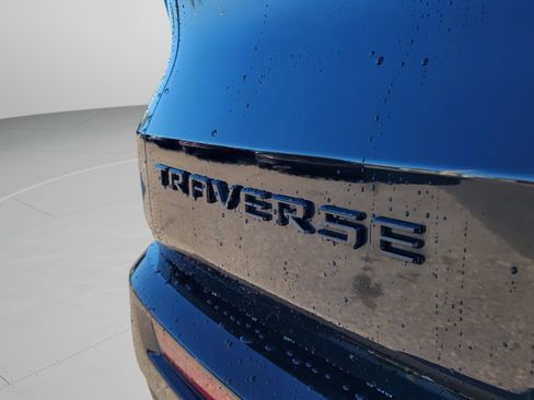 Used 2024 Chevrolet Traverse RS w/ LPO, Floor Liner Package image 30