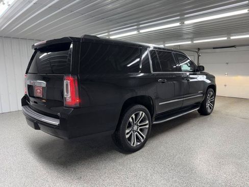 Used 2020 GMC Yukon XL Denali w/ Open Road Package AWD/4WD image 7