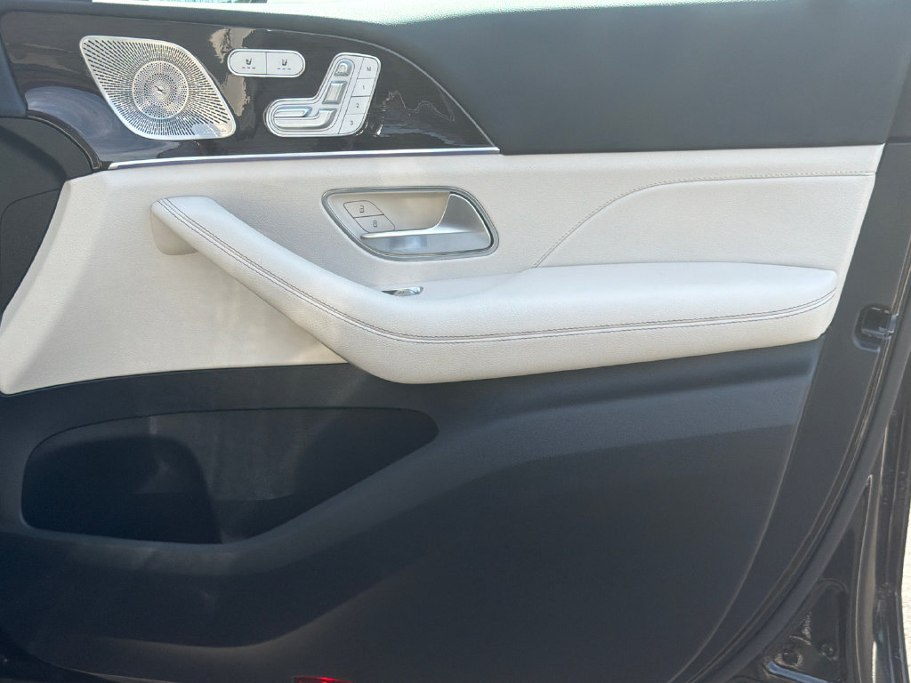 Used 2024 Mercedes-Benz GLE 350 4MATIC image 14