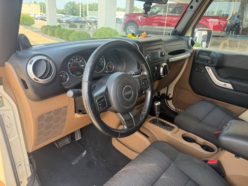 Used 2011 Jeep Wrangler Sahara w/ Dual Top Group AWD/4WD image 3