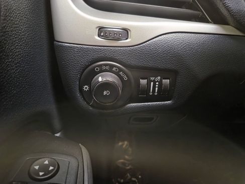 Used 2014 Jeep Cherokee Limited AWD/4WD image 31