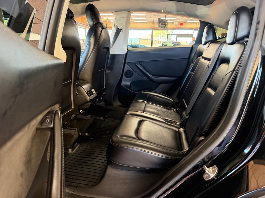 Used 2022 Tesla Model Y Long Range AWD/4WD image 20