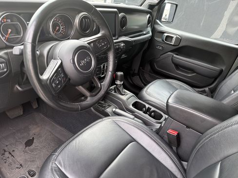 Used 2022 Jeep Wrangler Unlimited Sport AWD/4WD image 16