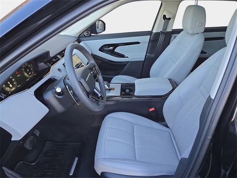 Used 2025 Land Rover Range Rover Evoque S image 15
