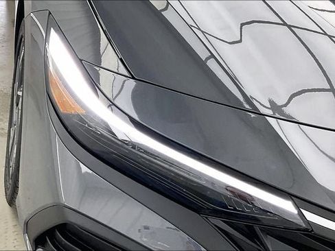 Certified 2025 Hyundai Elantra Sport FWD image 15