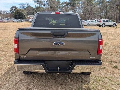 Used 2018 Ford F150 XLT image 4