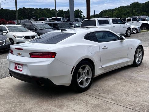 Used 2016 Chevrolet Camaro LT RWD image 6