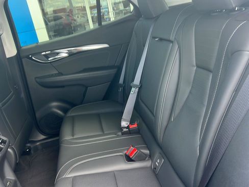 Used 2025 Buick Envision Preferred AWD/4WD image 26