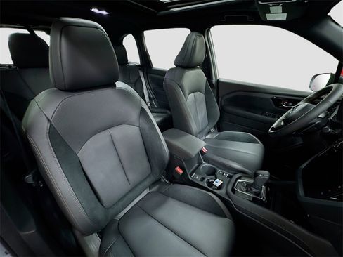 New 2025 Subaru Forester Touring image 28