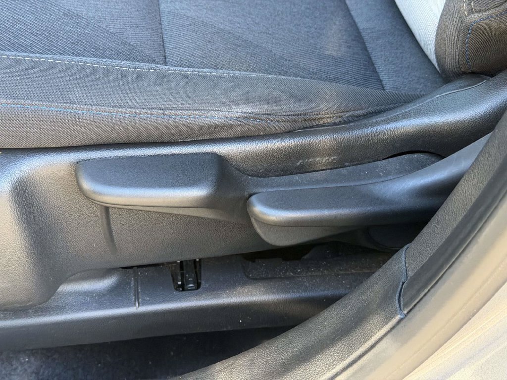 Used 2024 Chevrolet Trax LS w/ LS Convenience Package FWD image 17