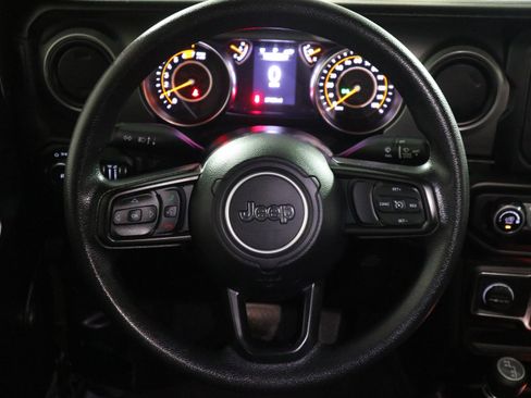 Used 2021 Jeep Wrangler Unlimited Sport image 17