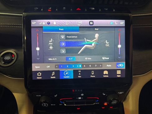 Used 2021 Jeep Grand Cherokee L Limited image 31