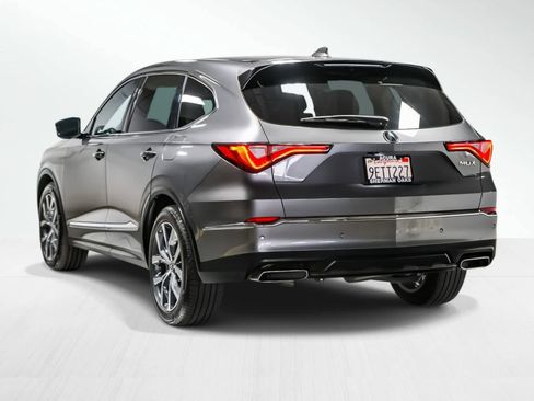 Certified 2023 Acura MDX w/Technology Package image 2