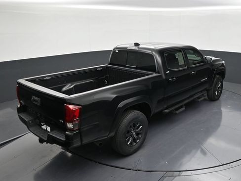 Used 2023 Toyota Tacoma SR5 w/ Technology Package AWD/4WD image 16