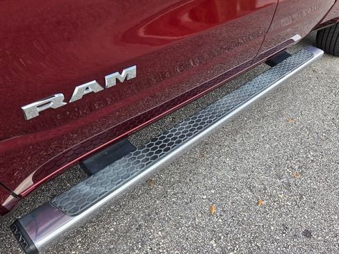 Used 2021 RAM 1500 Big Horn image 9