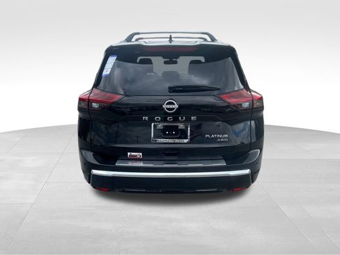 New 2026 Nissan Rogue Platinum image 5