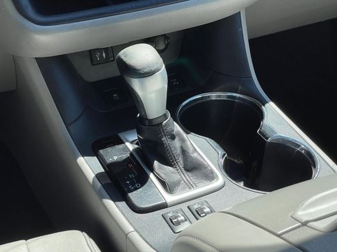 Used 2015 Toyota Highlander XLE image 34