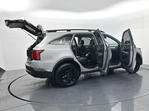 Used 2022 Kia Sorento S w/ Panoramic Sunroof Package AWD/4WD image 59