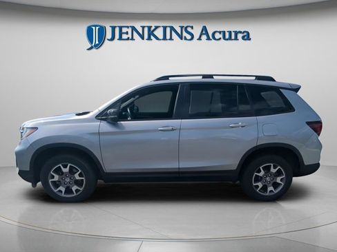 Used 2022 Honda Passport TrailSport image 4