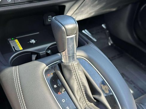 Used 2024 Honda HR-V EX-L image 29
