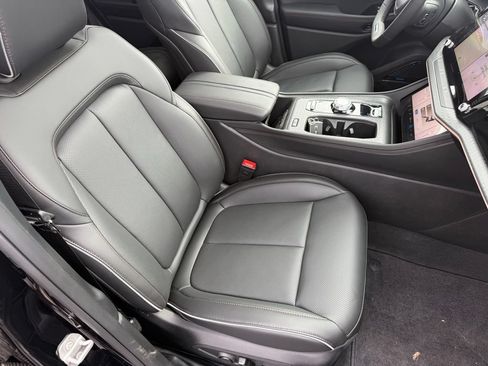 New 2025 Jeep Wagoneer S Limited w/ Comfort Package AWD/4WD image 50