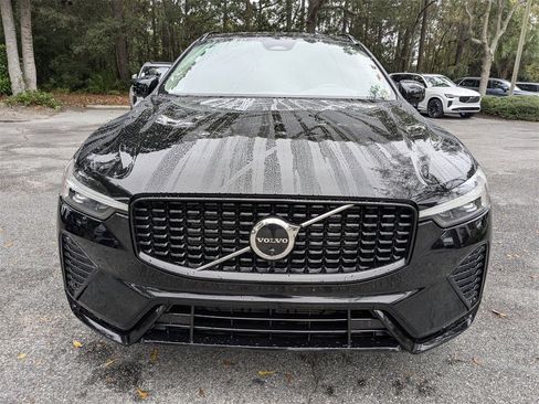 Used 2023 Volvo XC60 B5 Plus w/ Protection Package image 9